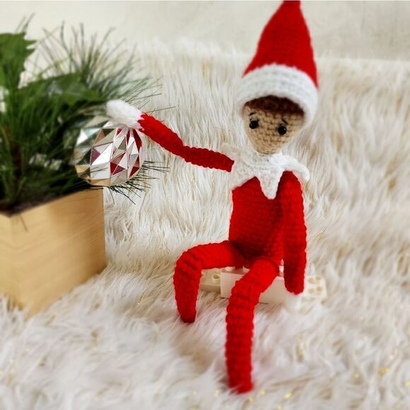 New Handmade Crochet Christmas Elf. - Picture 10 of 10